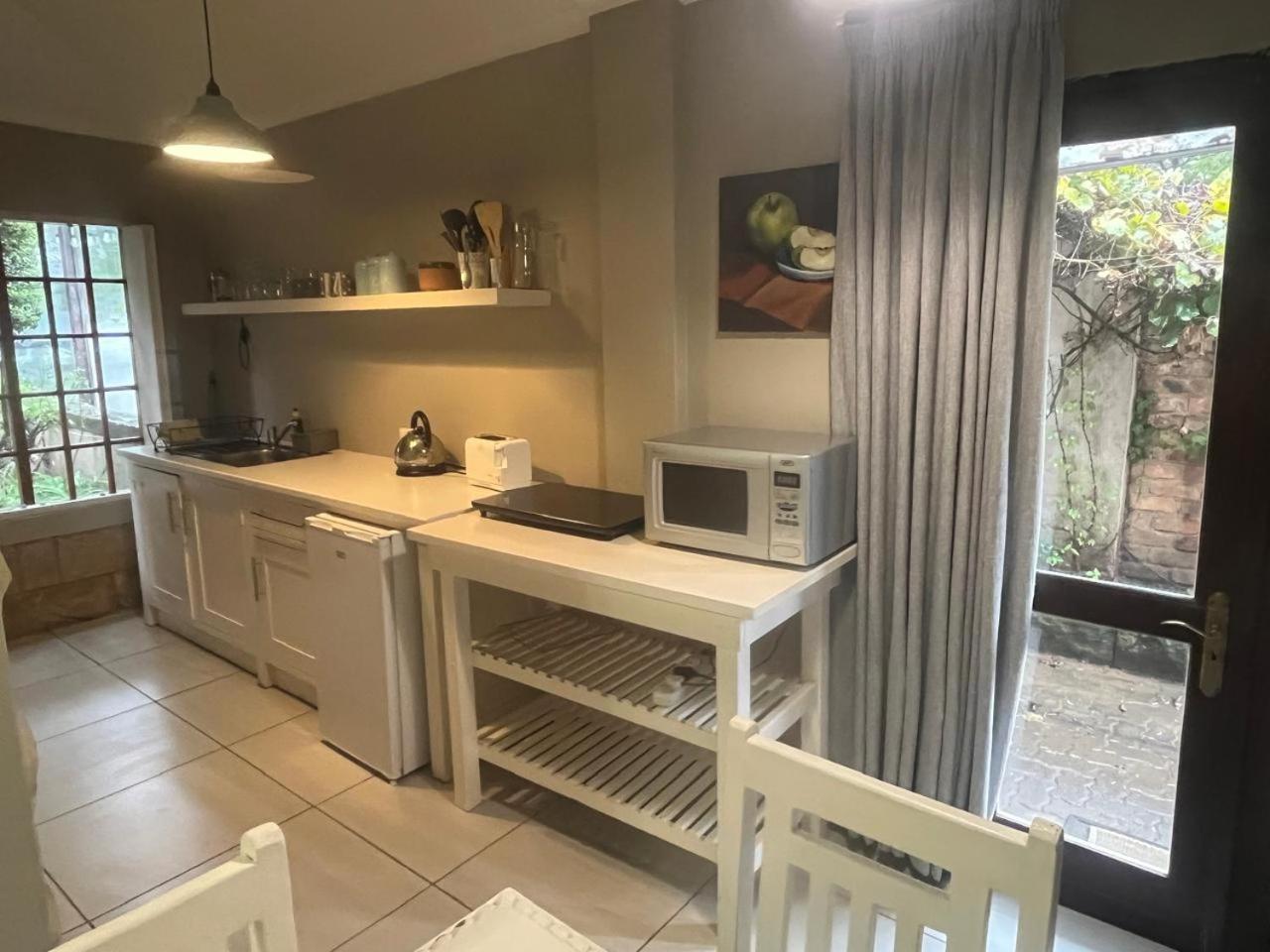 By The Way Guesthouse Clarens Buitenkant foto