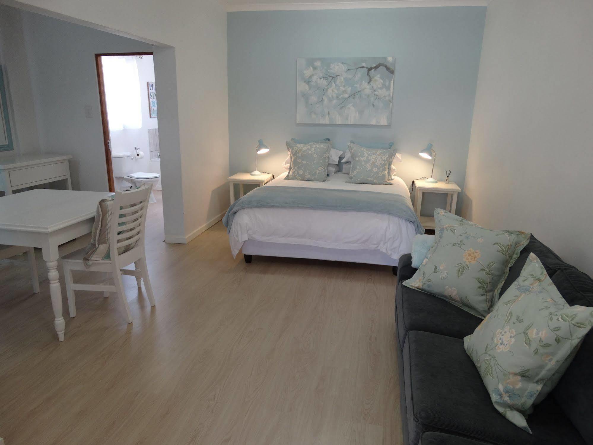 By The Way Guesthouse Clarens Buitenkant foto