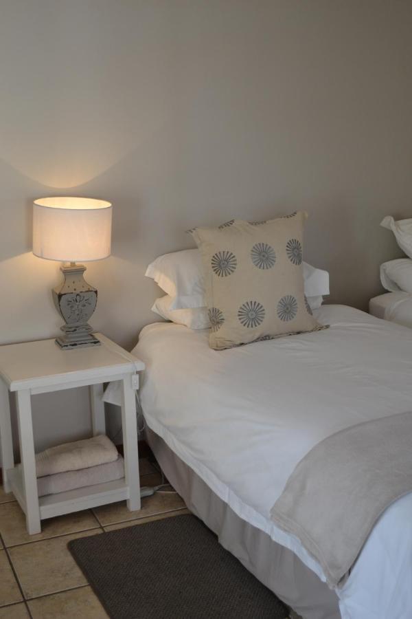By The Way Guesthouse Clarens Buitenkant foto