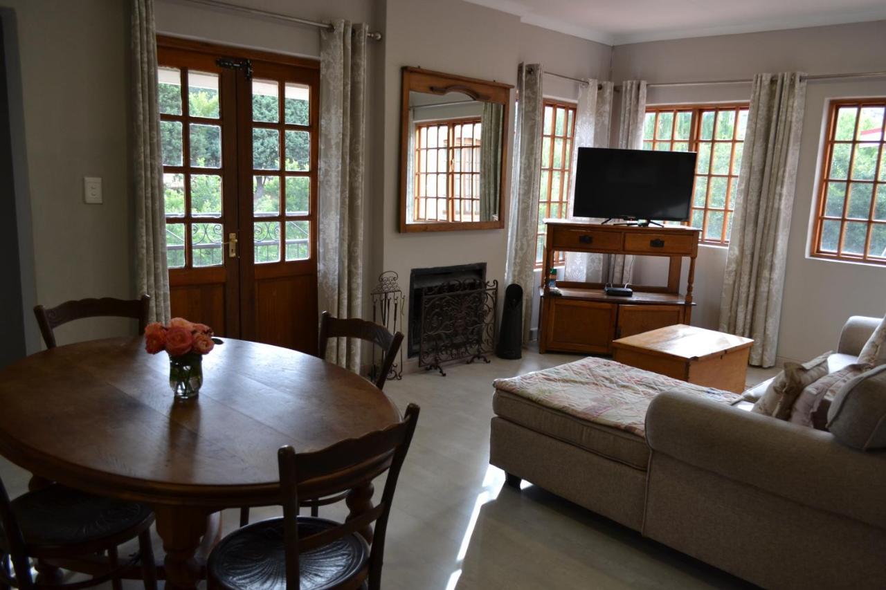 By The Way Guesthouse Clarens Buitenkant foto